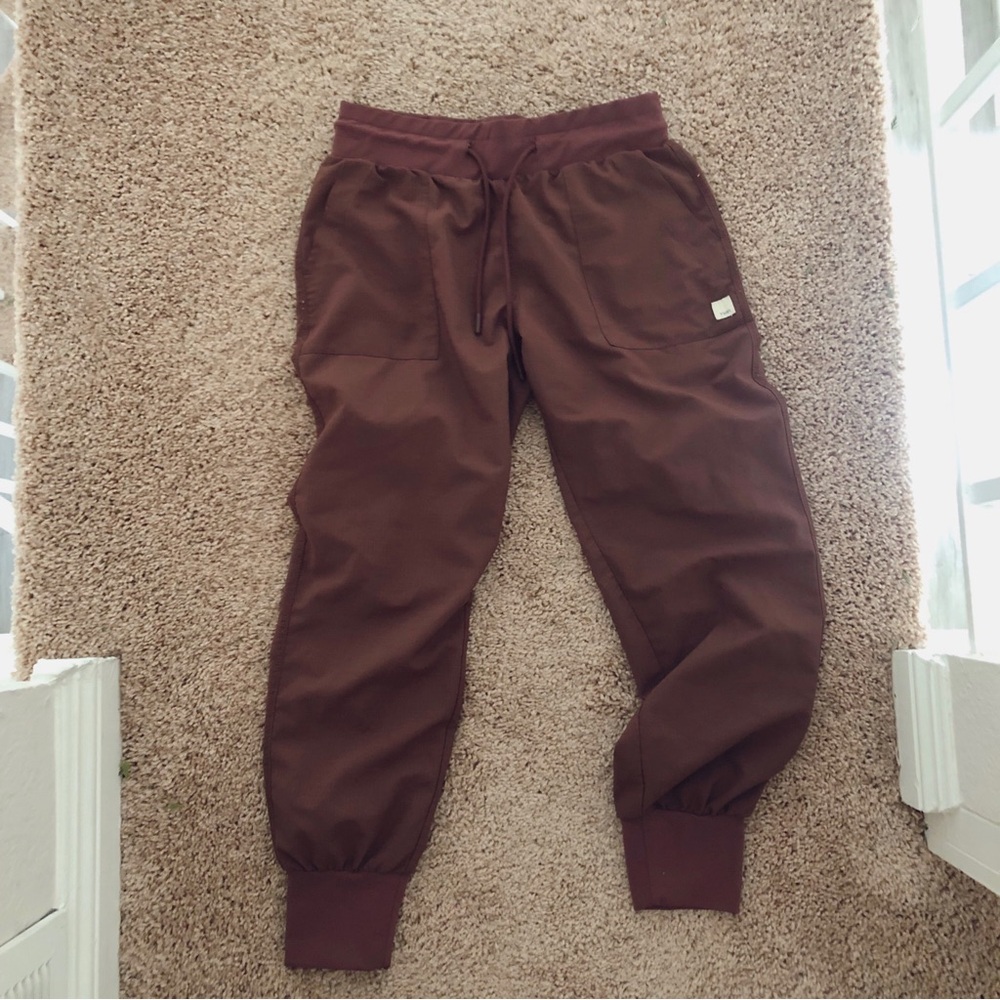 Vuori Plum/Brown Jogger Pants